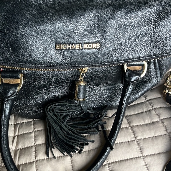 Michael Kors Handbag - Picture 2 of 5